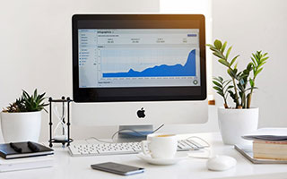 PG官方游戏-骑士强势开局斩获两连胜 年轻双核终呈光明未来