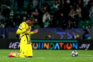 德天空：多特认为3500万欧买断费太贵，或寻求续租楚克乌梅卡